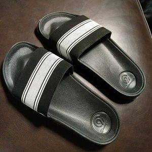 NWOT Champion Black Slider Flip Flop Size 7